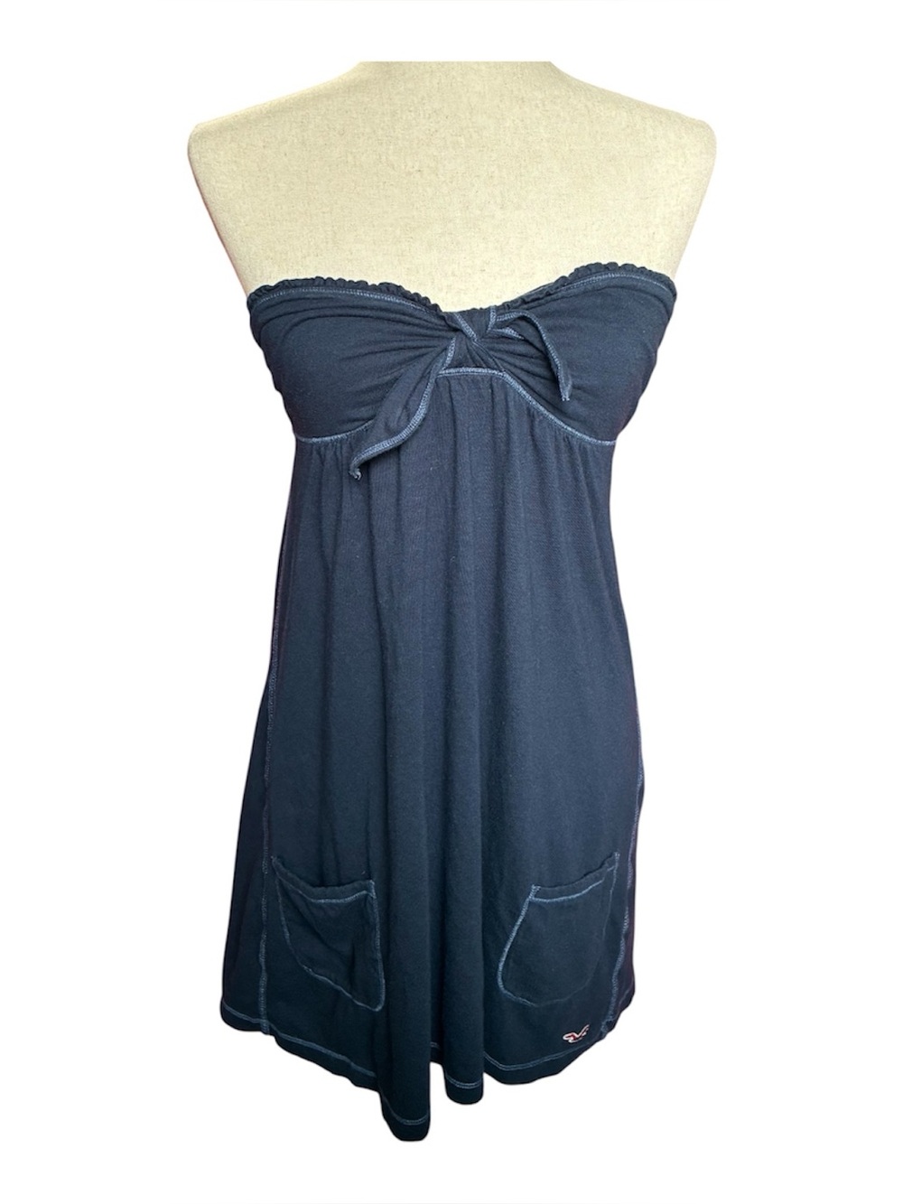 y2k Hollister Strapless Babydoll
Top Navy Blue vintage
